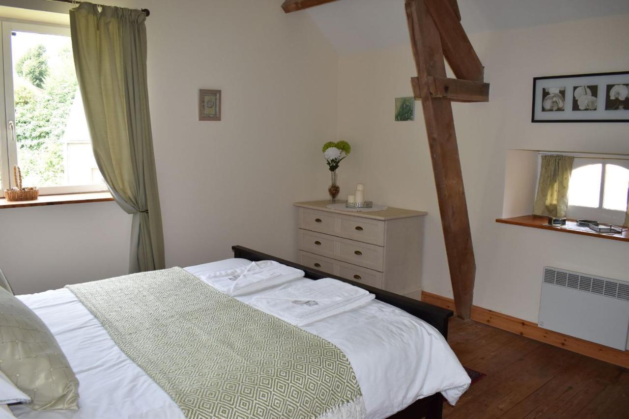 Gites In Le Neufbourg -Mortain Экстерьер фото