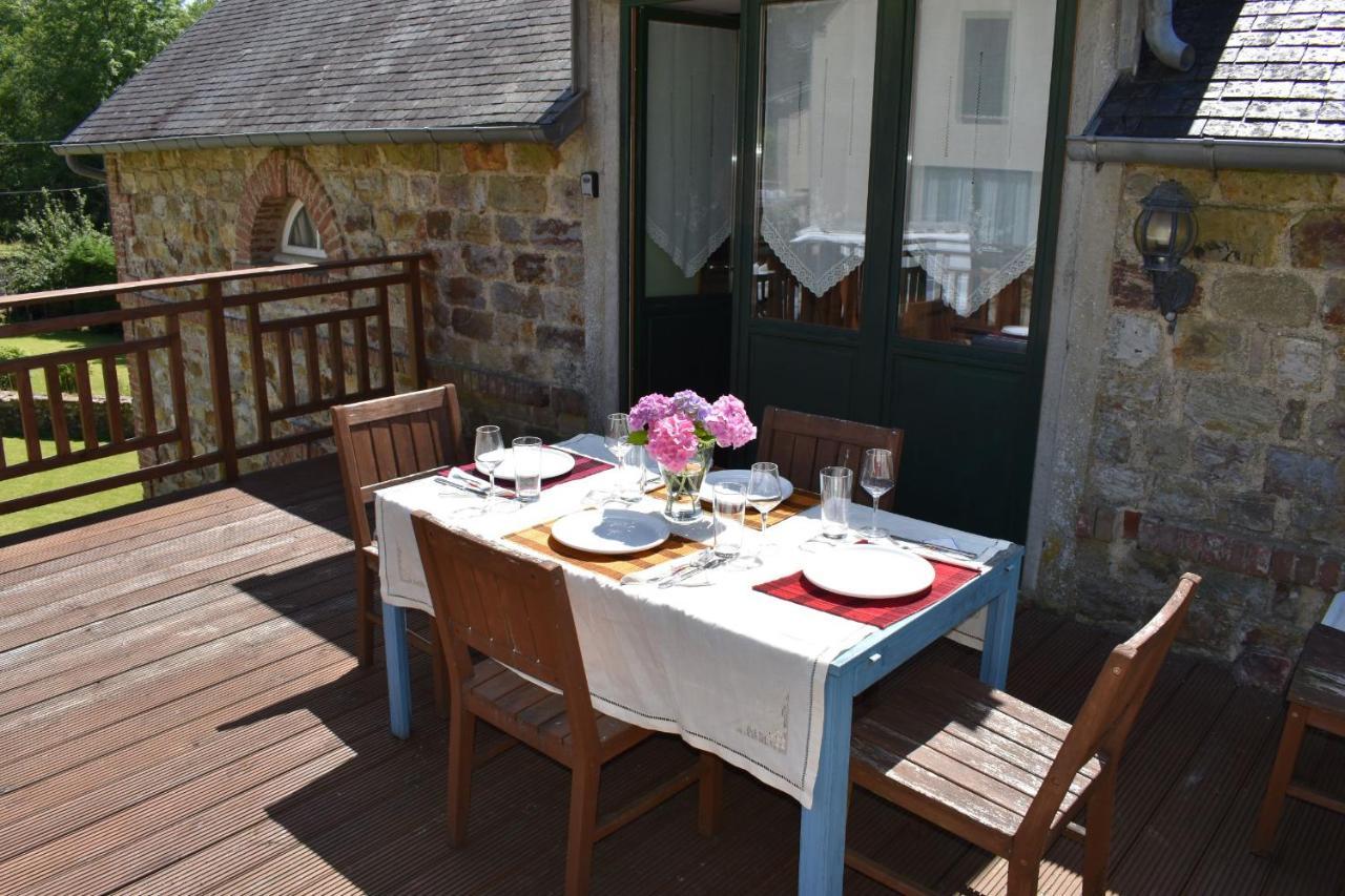 Gites In Le Neufbourg -Mortain Экстерьер фото