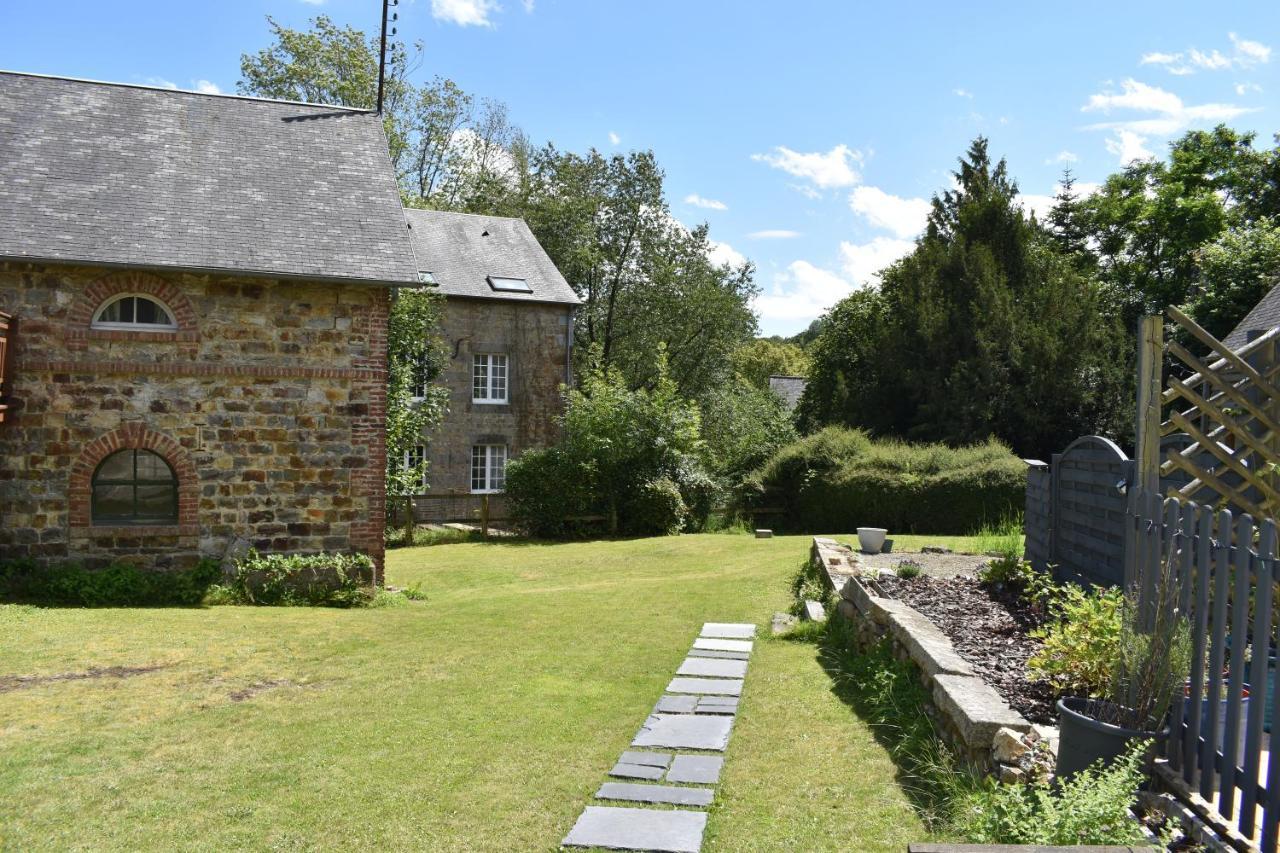 Gites In Le Neufbourg -Mortain Экстерьер фото